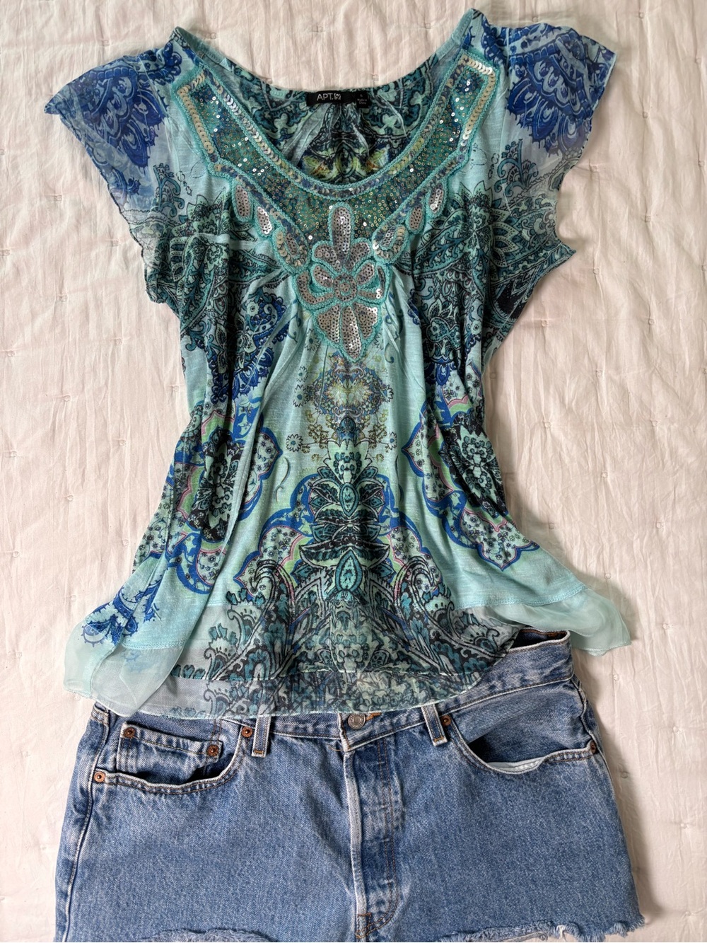 Apt. 9 Teal and Blue Paisley Embellished Short Sleeve Blouse